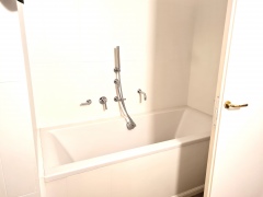 ea_baullari_new_bagno_soppalco_vasca