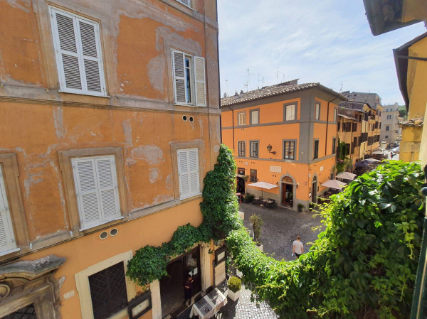 Trastevere, Appartamento in Locazione
