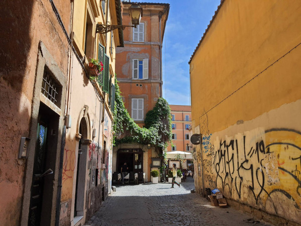 Trastevere, Appartamento in Locazione